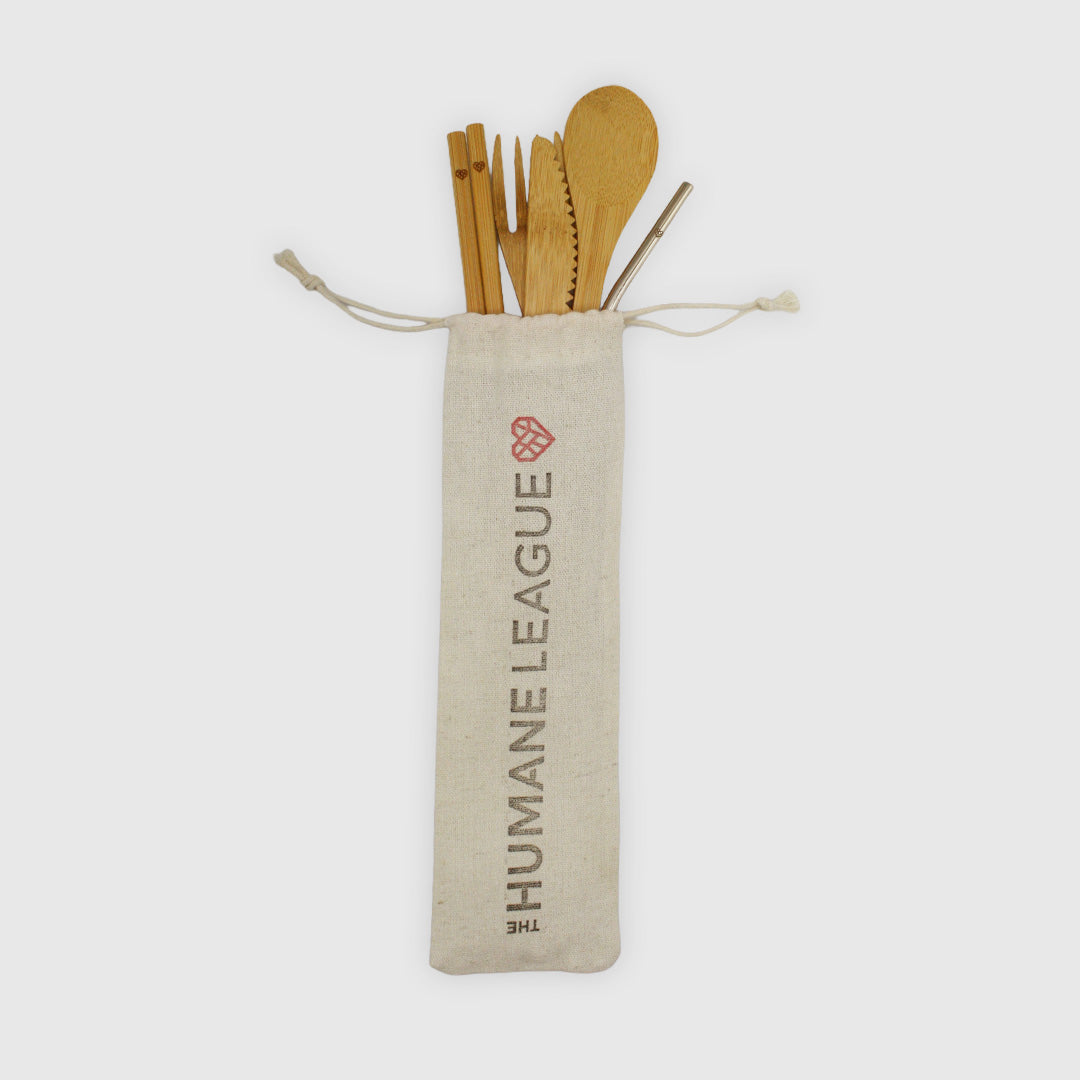 All of the utensils fit in the cotton pouch.