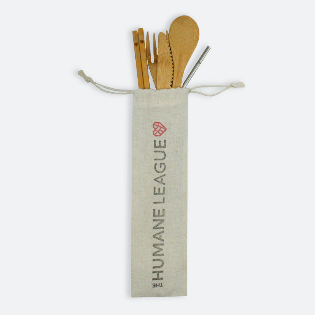All of the utensils fit in the cotton pouch.